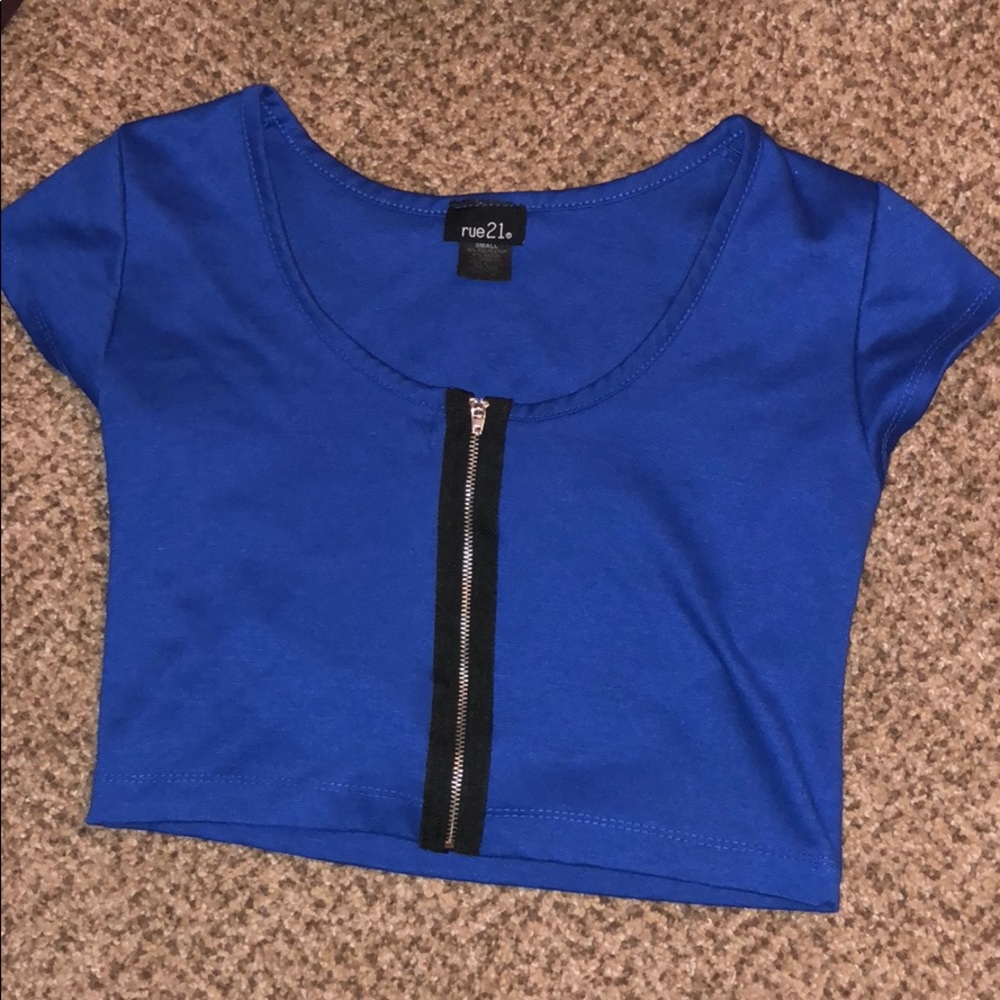 Rue 21 blue zip up crop top size small like new!!